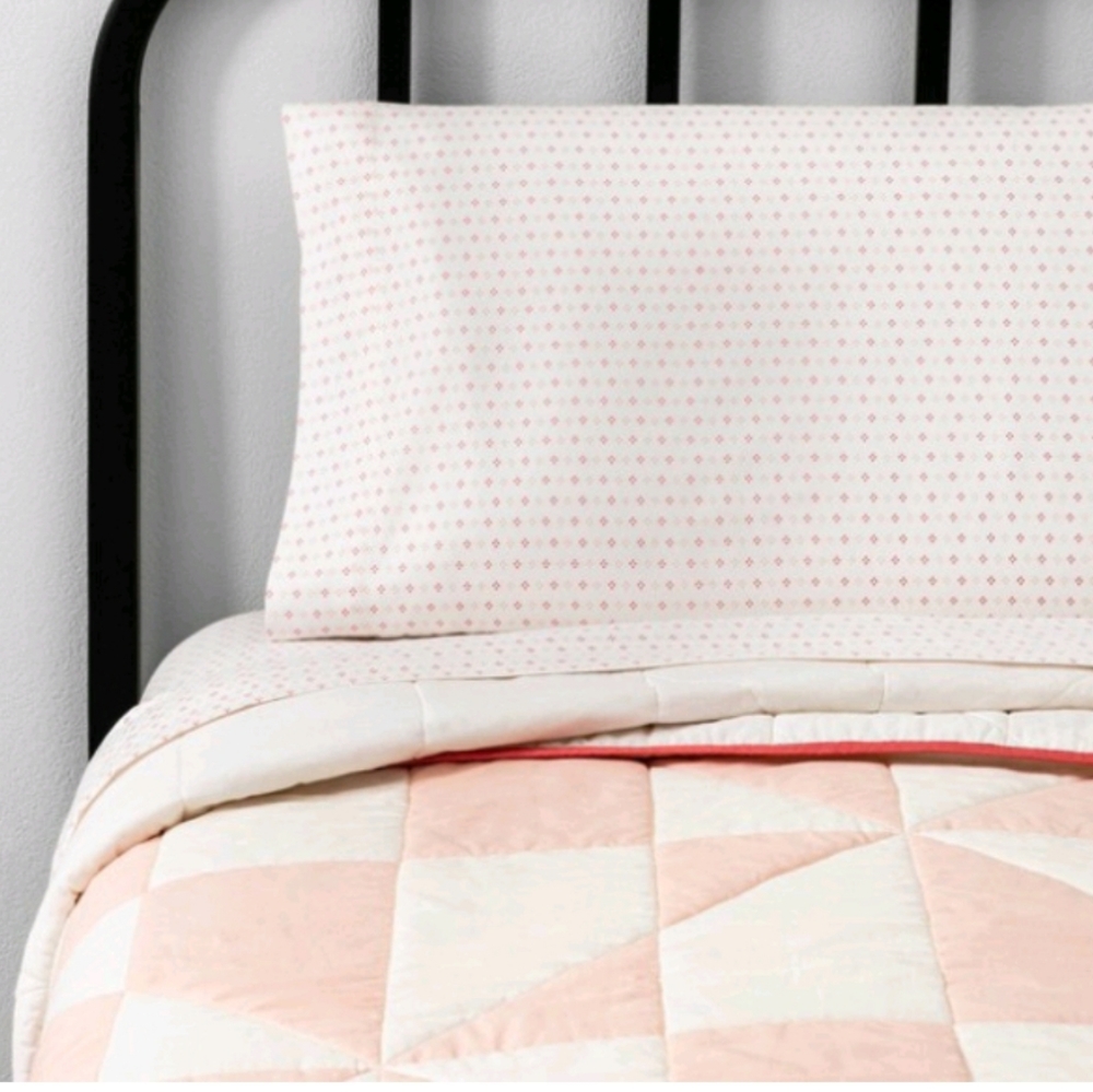 Modern twin Quilt - Hearth & Hand™ with Magnolia - Picture 2 of 8